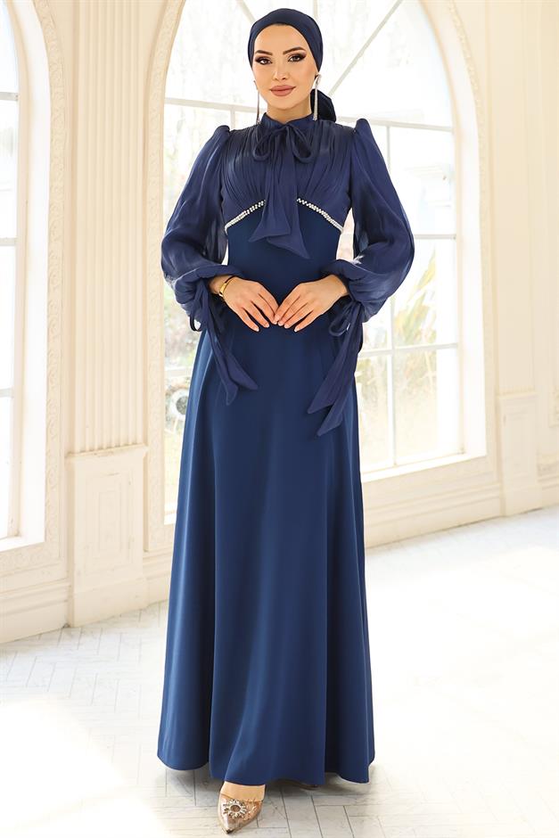 Bağcık ve İnci Detaylı Yoryo İpek Krep Kombinli Tesettür Abiye Elbise K. İNDİGO 1685