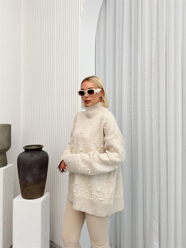 Turtleneck Pearl Detailed Oversized Knitwear Sweater IVORY 8240