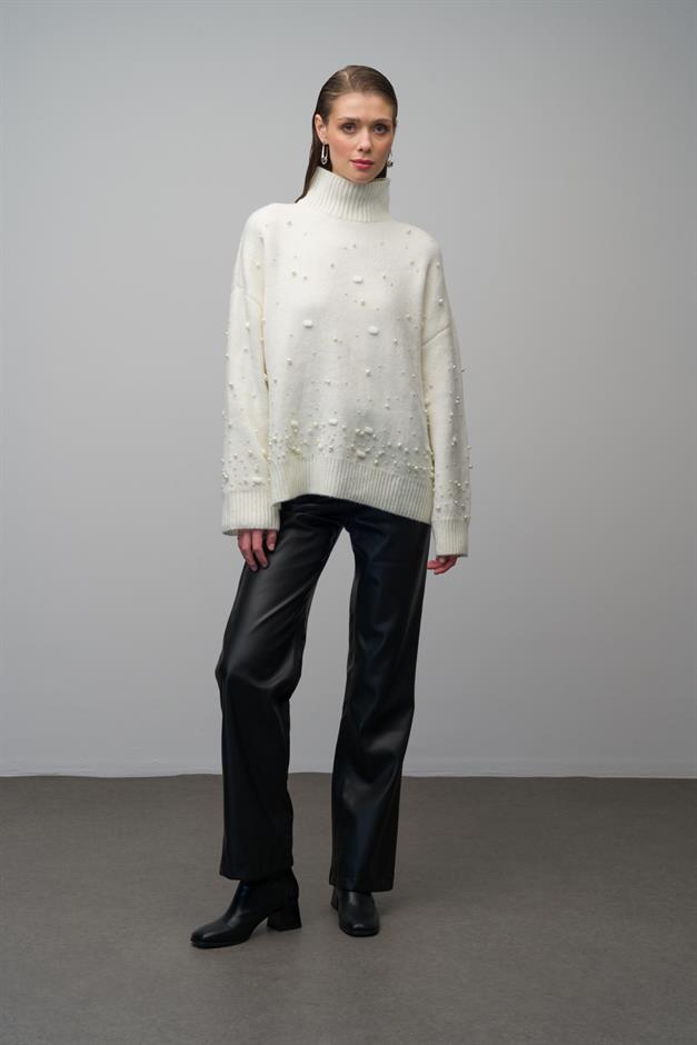 Turtleneck Pearl Detailed Oversized Knitwear Sweater IVORY 8240