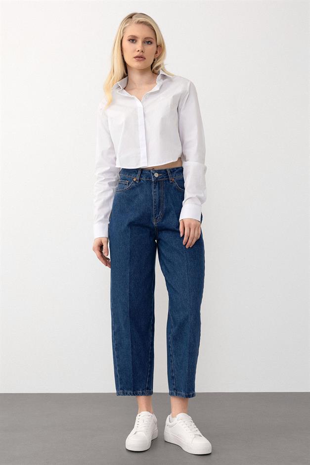 بنطال جينز قصير الساق بقصّة مريحة وقصّة منفوخة أزرق غامق 7572