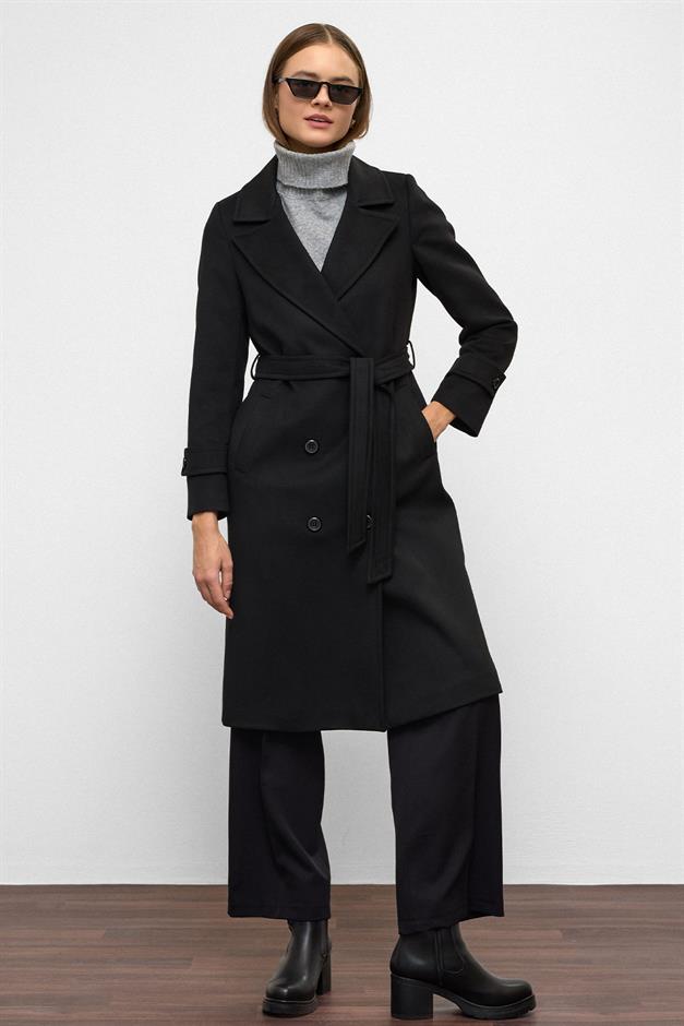 معطف متوسط الطول ذو صدر مزدوج ورباط على الخصر أسود 3987-Y