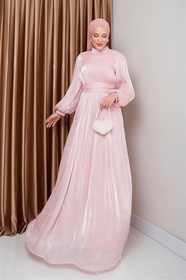 فستان سهرة حريري من يوريو للحجاب مع حزام خصر وتفاصيل مجمعة مسحوق 1225