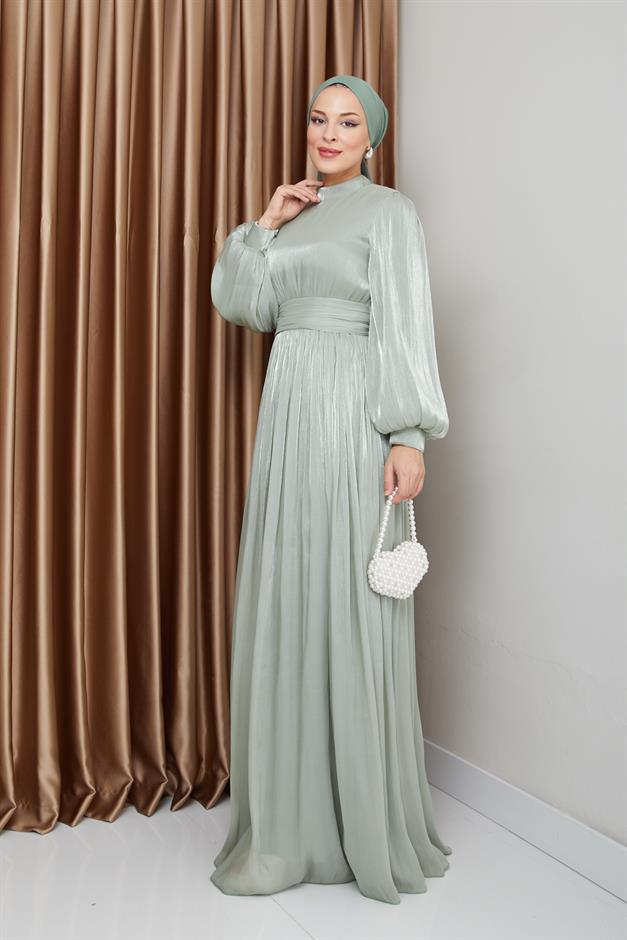 فستان سهرة حريري من يوريو للحجاب مع حزام خصر وتفاصيل مجمعة أخضر فاتح 1225