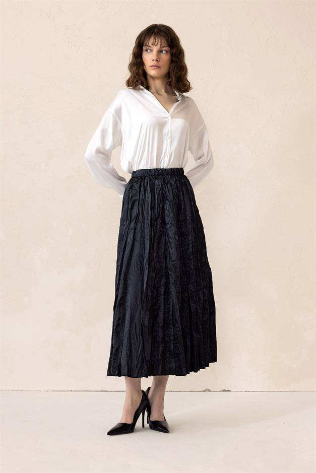 Elastic Waist Crinkle Satin Skirt BLACK 7059