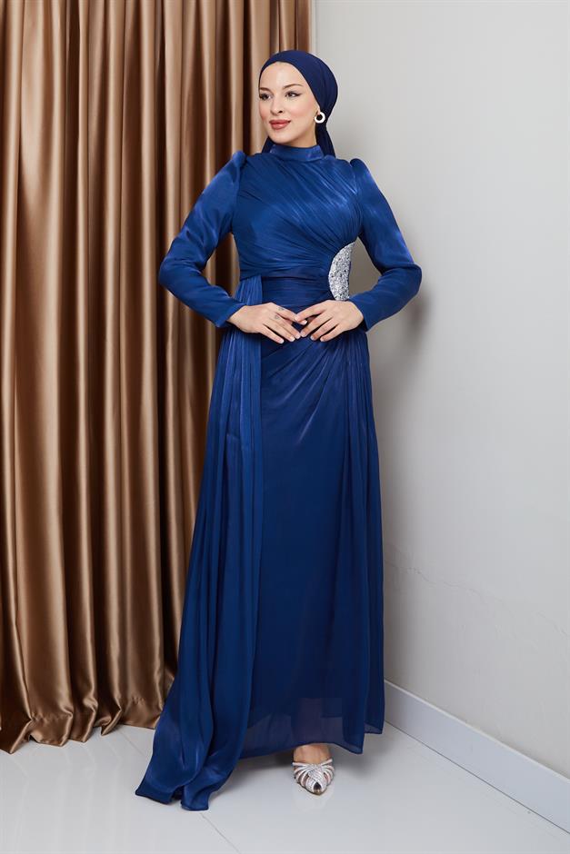 فستان سهرة حرير من يوريو للحجاب مع حجر خصر وتفاصيل تجميع ك. نيلي 1233