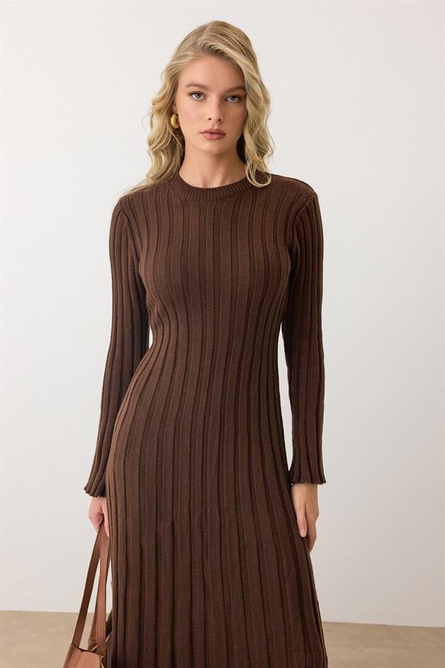 Crew Neck Thick Ribbed Long Knit Dress COFFEE 9363-E