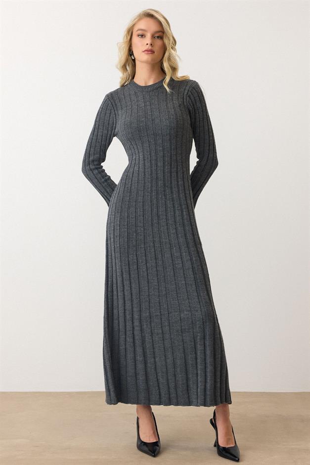 Crew Neck Thick Ribbed Long Knit Dress GREY 9363-E