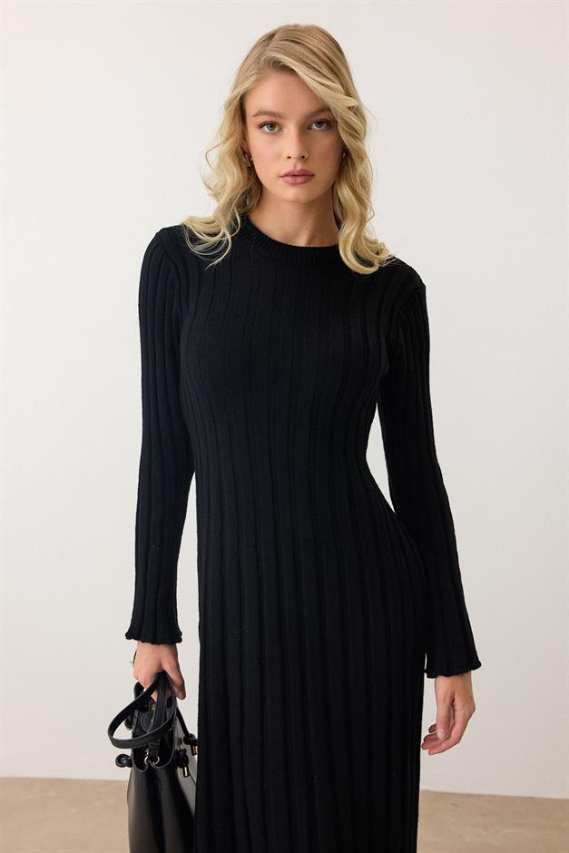 Crew Neck Thick Ribbed Long Knit Dress BLACK 9363-E