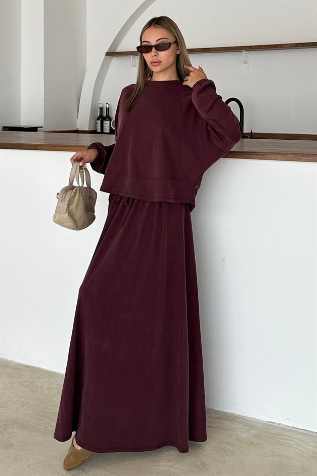 طقم بنطال رياضي من القماش الفاخر برقبة دائرية حافة 9383-TK