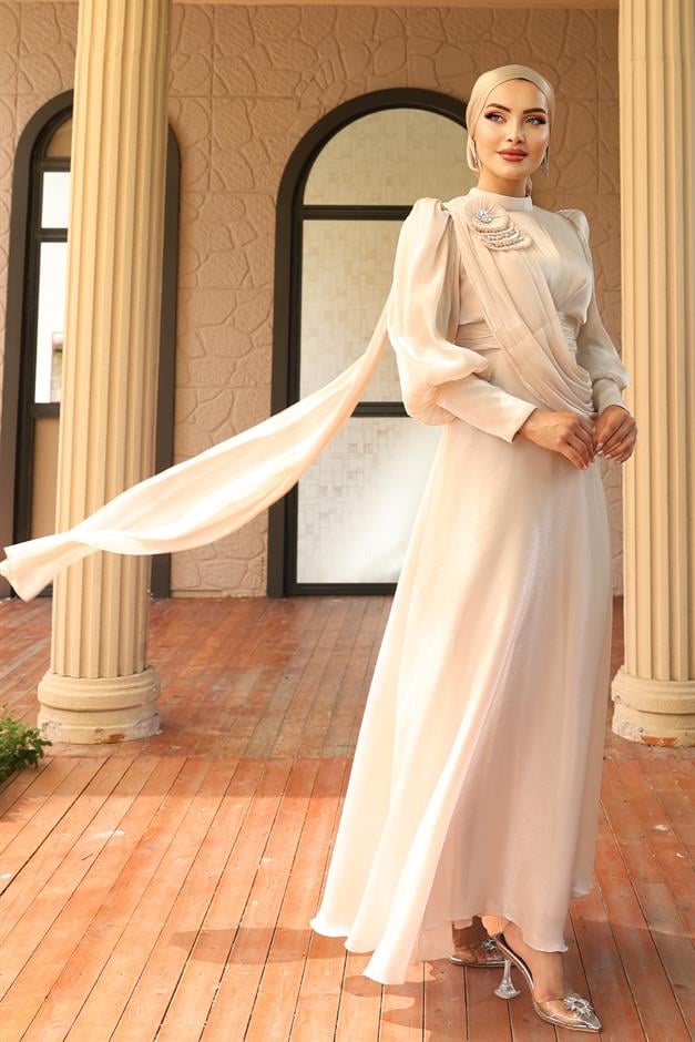 فستان سهرة حرير يورغو واسع مع تفاصيل بروش كريم 1242