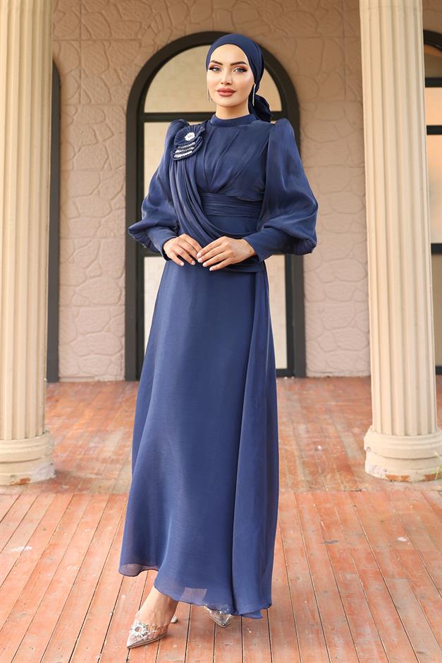 فستان سهرة حرير يورغو واسع مع تفاصيل بروش ك. نيلي 1242