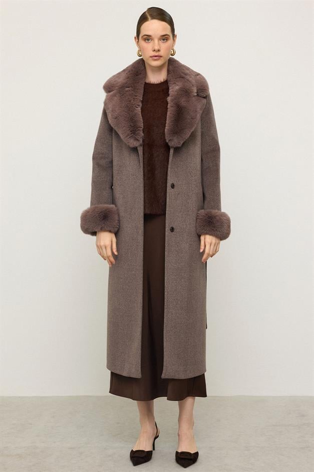 معطف طويل مبطن بالفرو مع ياقة وأكمام قابلة للفصل لاتيه 3088