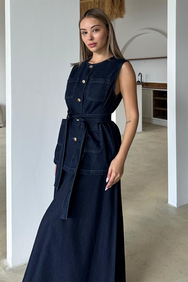 طقم تنورة جينز مع سترة بتفاصيل جيوب أزرق غامق 9377-TK