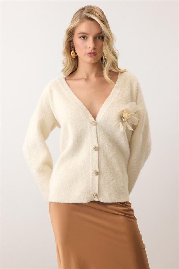 Soft Knit Cardigan with Floral Accessories IVORY 8268
