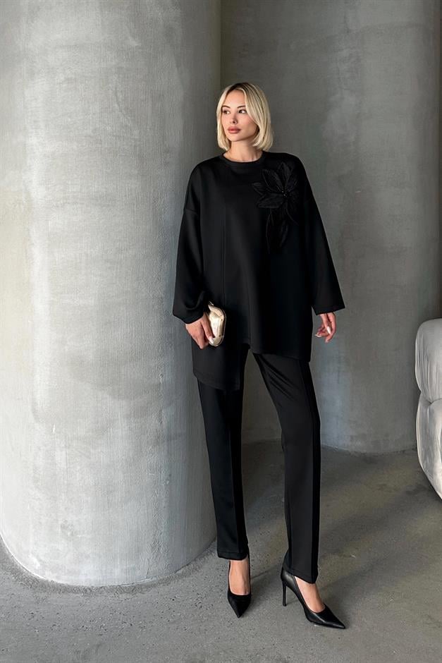 Çiçek Aplikeli Pantolon Tunik Scuba Takım SİYAH 7945-TK