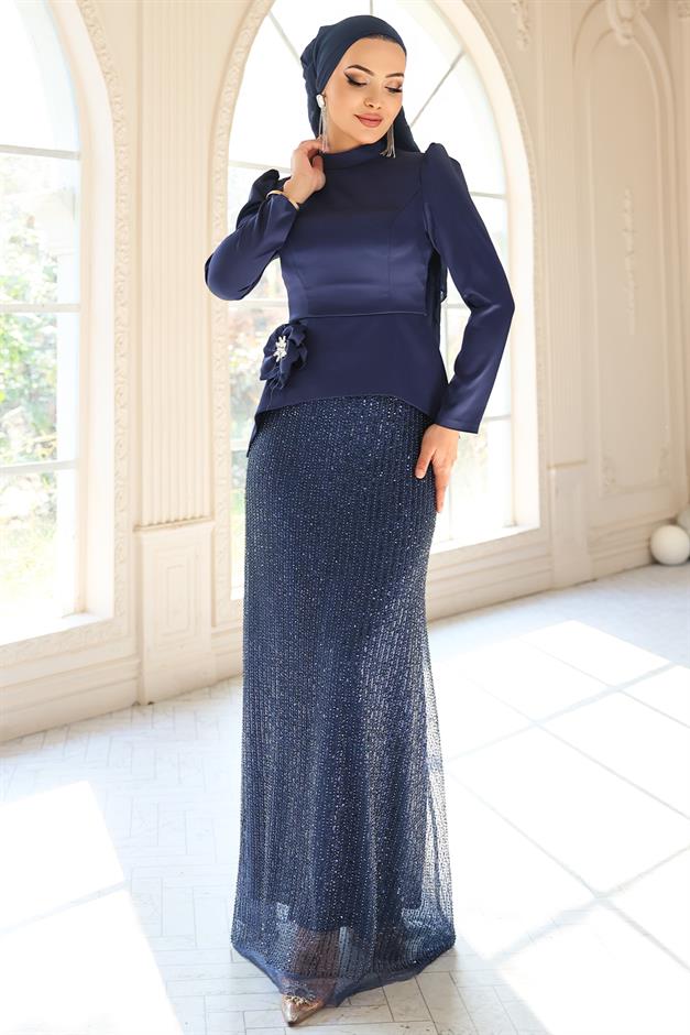 Çiçek Broşlu Arkası Bağcıklı Saten ve Payetli Tesettür Abiye Takım LACİVERT 1683
