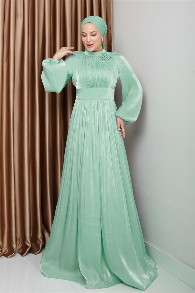 فستان سهرة حرير يوريو مطوي مع تفاصيل زهور مثل 1240