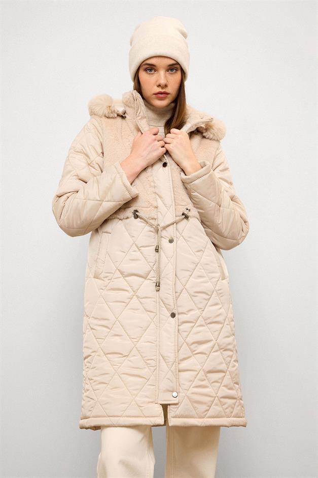 معطف مبطن من الفرو القابل للإزالة مع غطاء للرأس حجر 6781