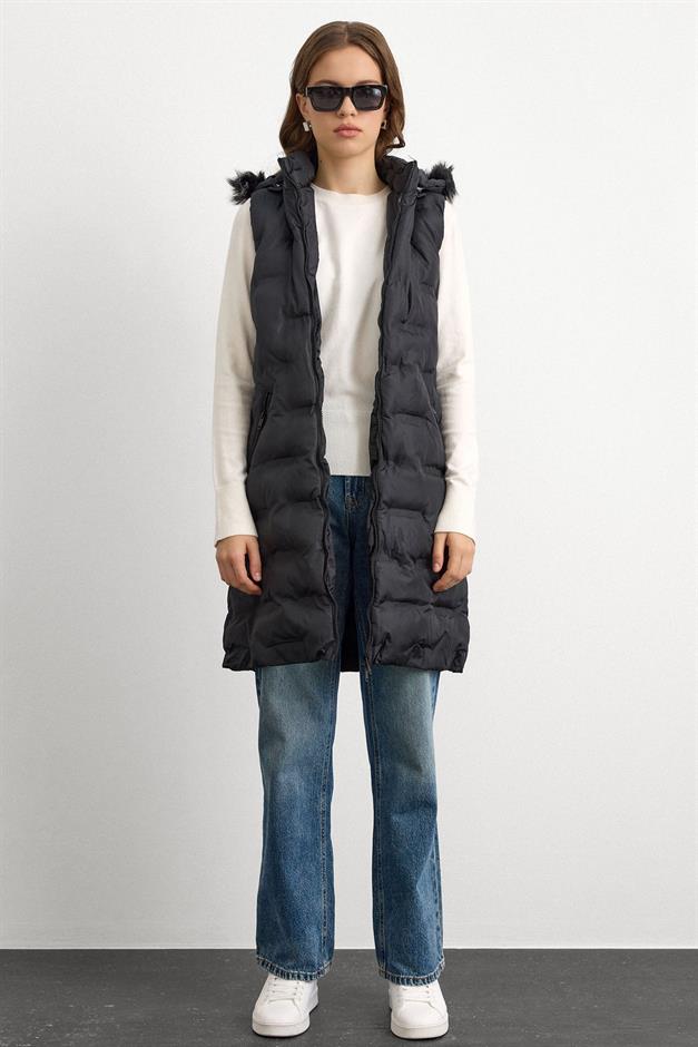 Patterned Puffer Vest with Removable Hood BLACK 8210