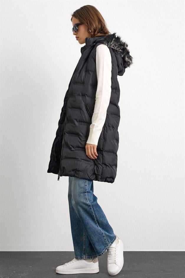 Patterned Puffer Vest with Removable Hood BLACK 8210