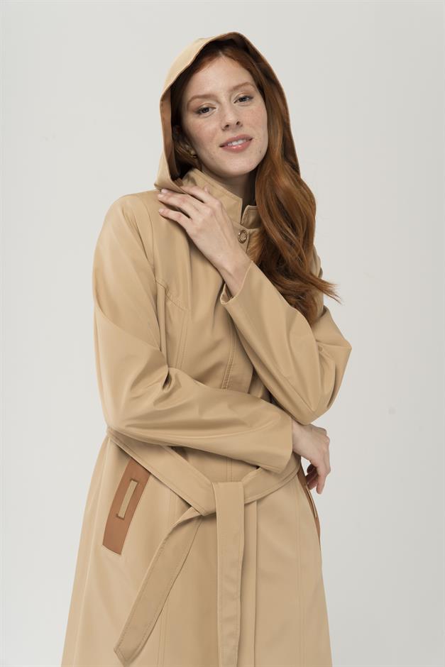 Çıkabilir Kapüşonlu Garni Detaylı Uzun Trençkot Pardesü KAMEL 4289