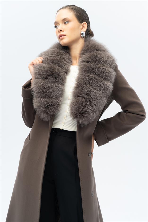 معطف كشمير طويل مبطن بالفرو قابل للفصل ومربوط عند الخصر دخان 3133-TK