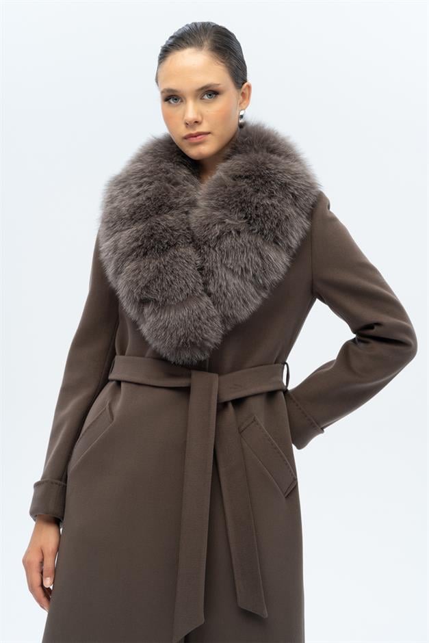 معطف كشمير طويل مبطن بالفرو قابل للفصل ومربوط عند الخصر دخان 3133-TK