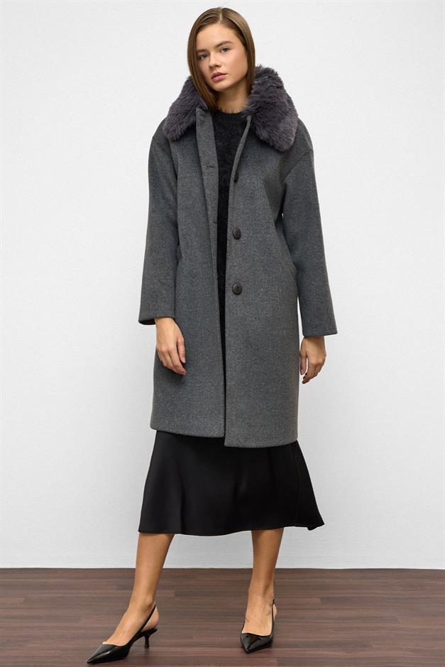 معطف فروي قابل للفصل بأكمام منخفضة ومقاس كبير رمادي غامق 3089