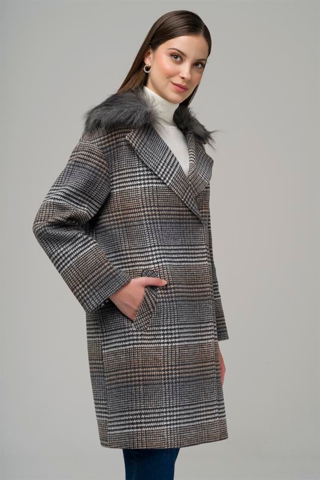 Detachable Furry Low Sleeve Snap Closure Oversize Plaid Coat GREY 3953