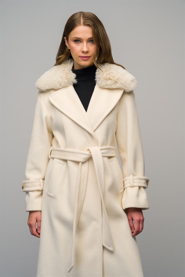 معطف فروي كبير الحجم بأكمام منخفضة وقابل للفصل وحدة التحكم الإلكترونية 3067