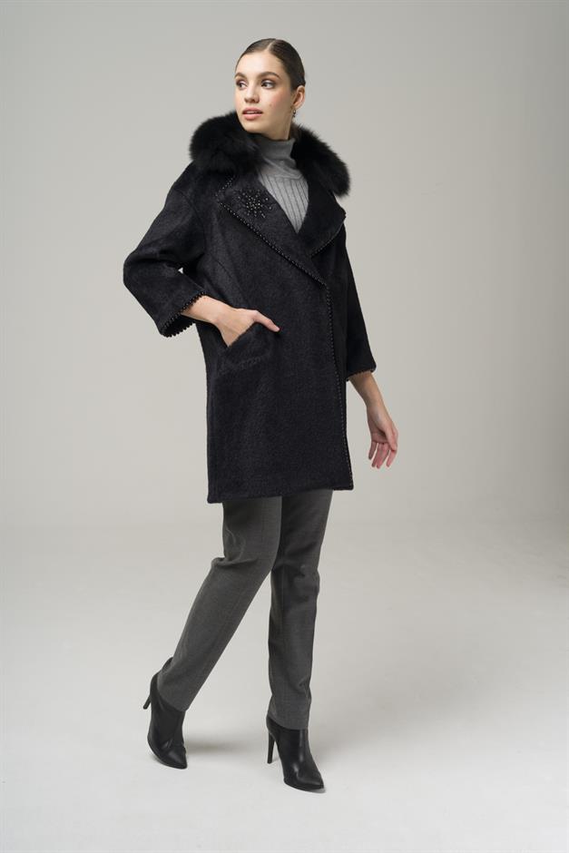 Removable Plush Coat with Fur Embroidery and Pearl Details BLACK 3959-TK