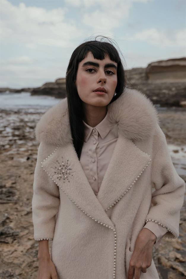 Removable Plush Coat with Fur Embroidery and Pearl Details IVORY 3959-TK
