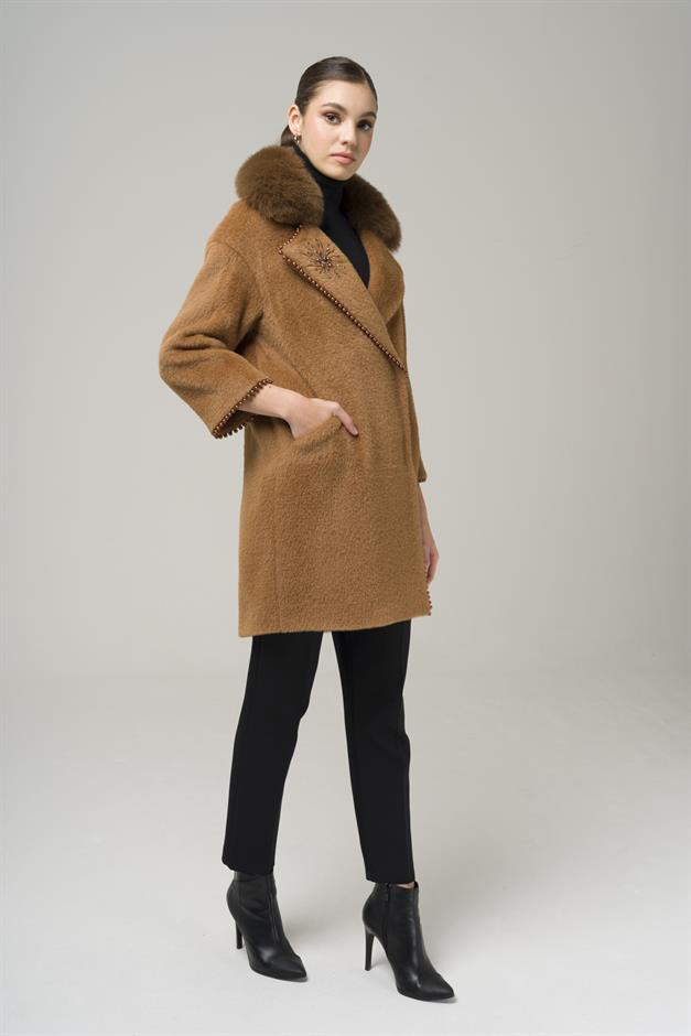 Removable Plush Coat with Fur Embroidery and Pearl Details CAMEL 3959-TK
