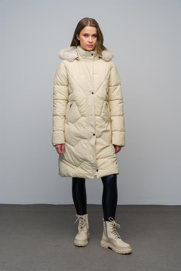 معطف مبطن منقوش بغطاء رأس من الفرو قابل للإزالة يفعل 6620