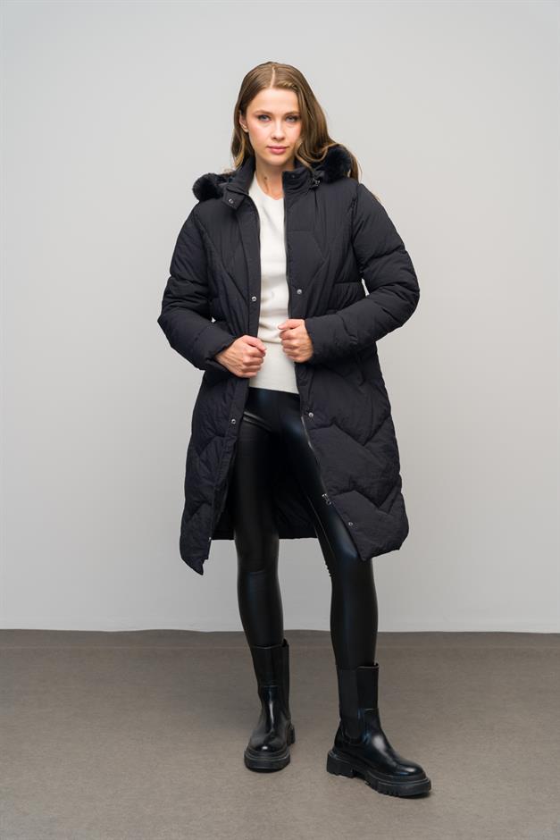 معطف مبطن منقوش بغطاء رأس من الفرو قابل للإزالة أسود 6620