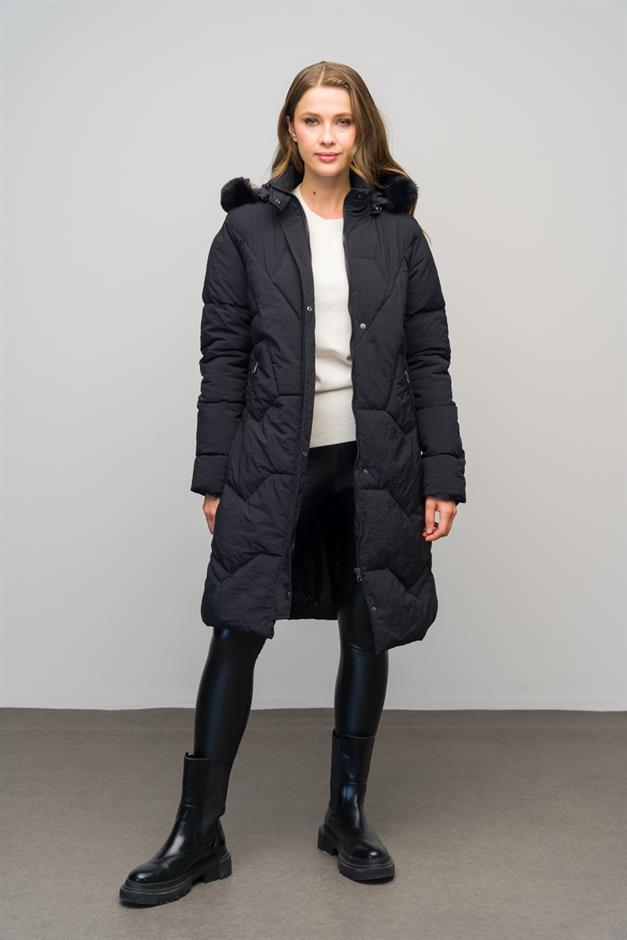 معطف مبطن منقوش بغطاء رأس من الفرو قابل للإزالة أسود 6620