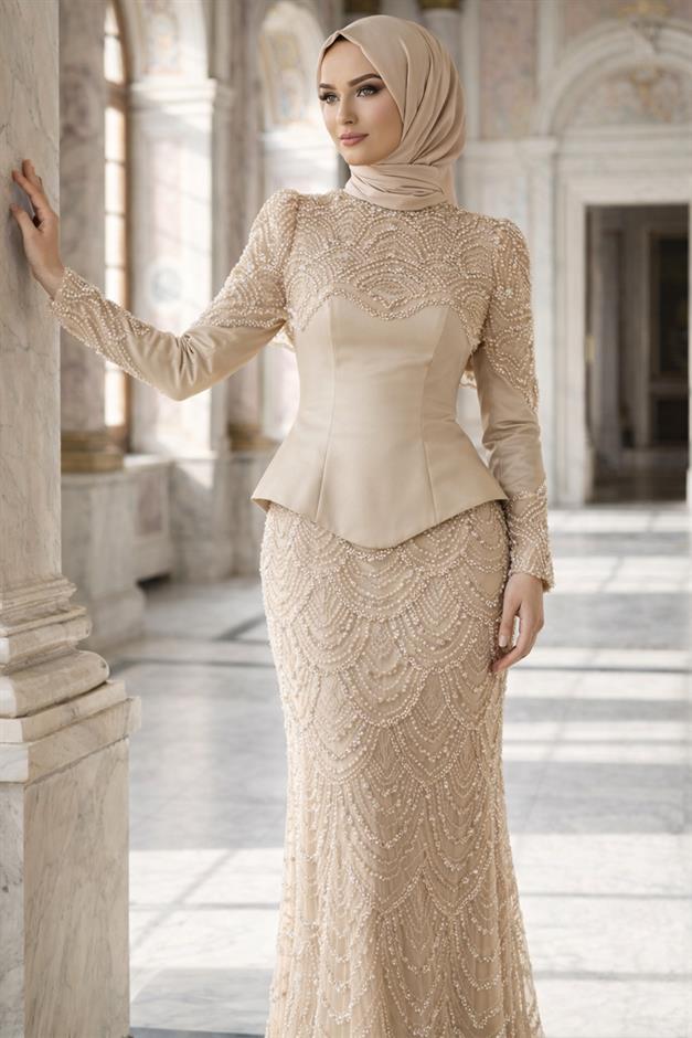 Çıkabilir Pelerin Detaylı Saten ve Tül Kombinli Exclusive Tesettür Abiye Elbise KREM 1064