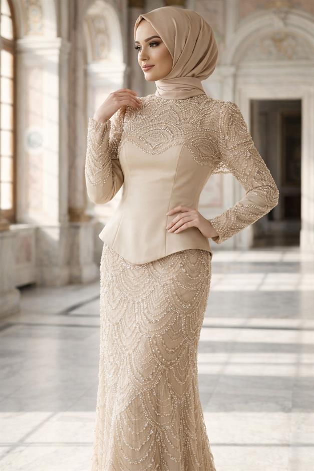 Çıkabilir Pelerin Detaylı Saten ve Tül Kombinli Exclusive Tesettür Abiye Elbise KREM 1064