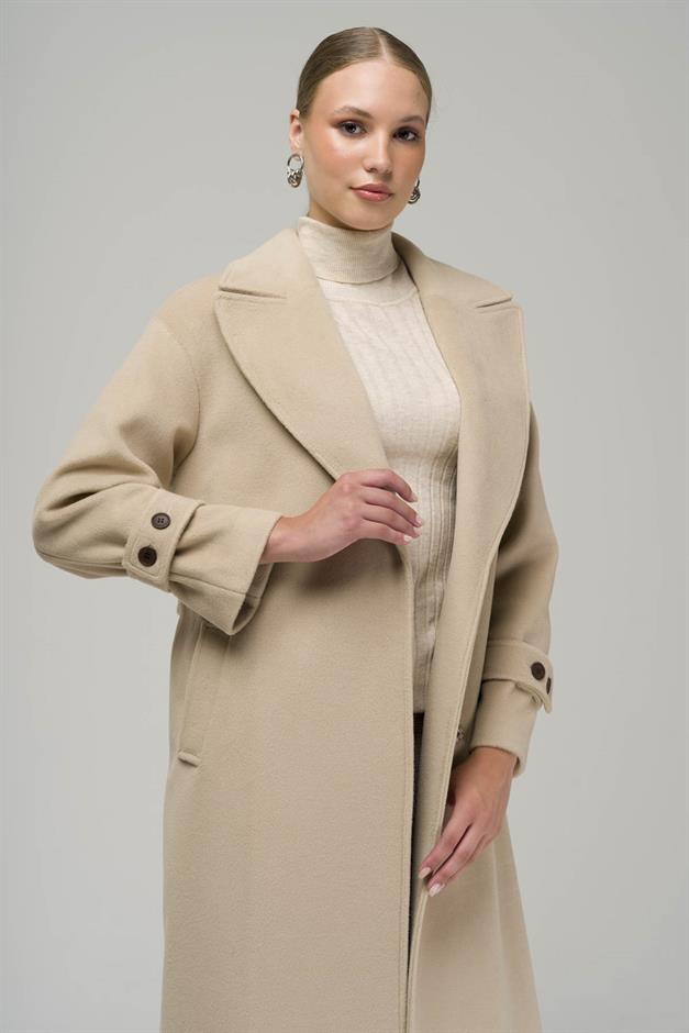 Snap-Front Closure, Low Sleeve, Oversize Coat IVORY 3933