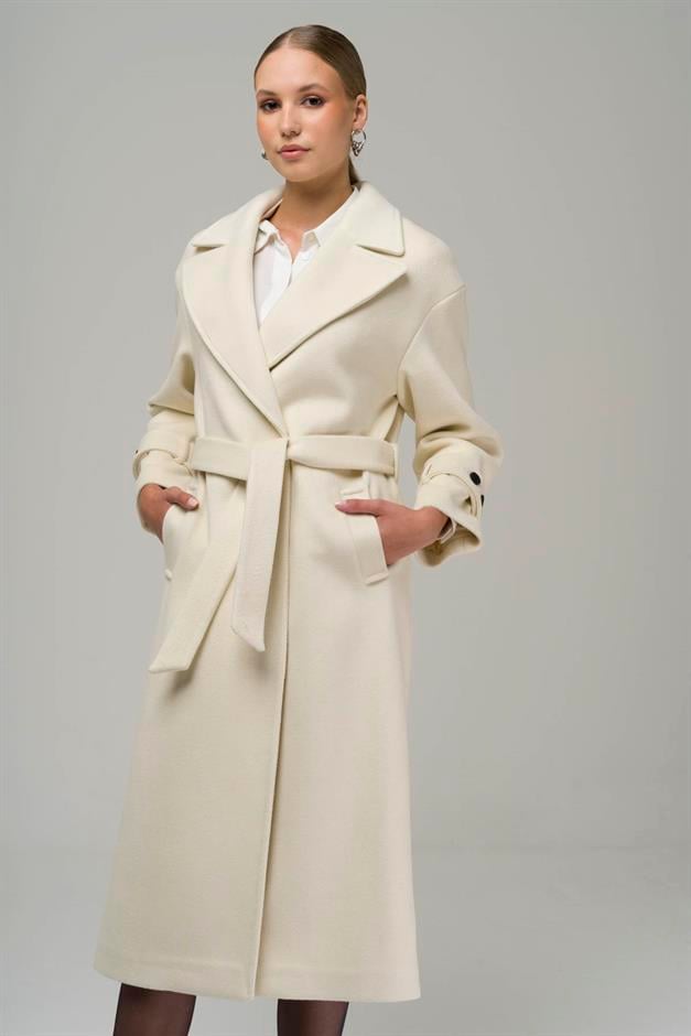 Snap-Front Closure, Low Sleeve, Oversize Coat IVORY 3933