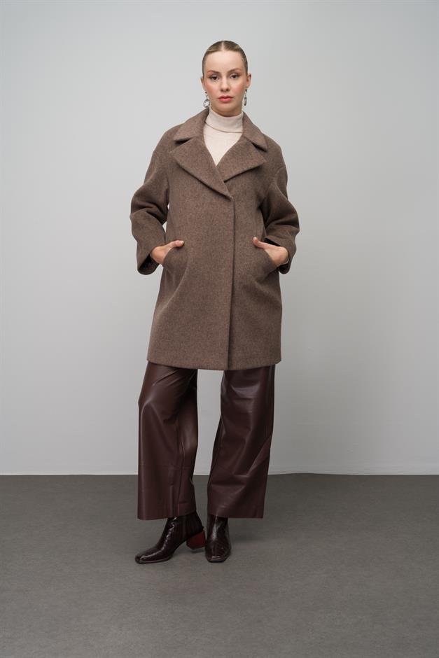 Casual Plus Size Coat with Snap Closure LATTE 3080