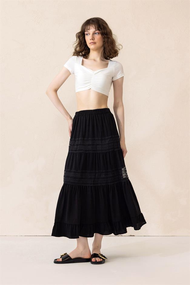 Elastic Waist Skirt with Lace Detail BLACK 7061