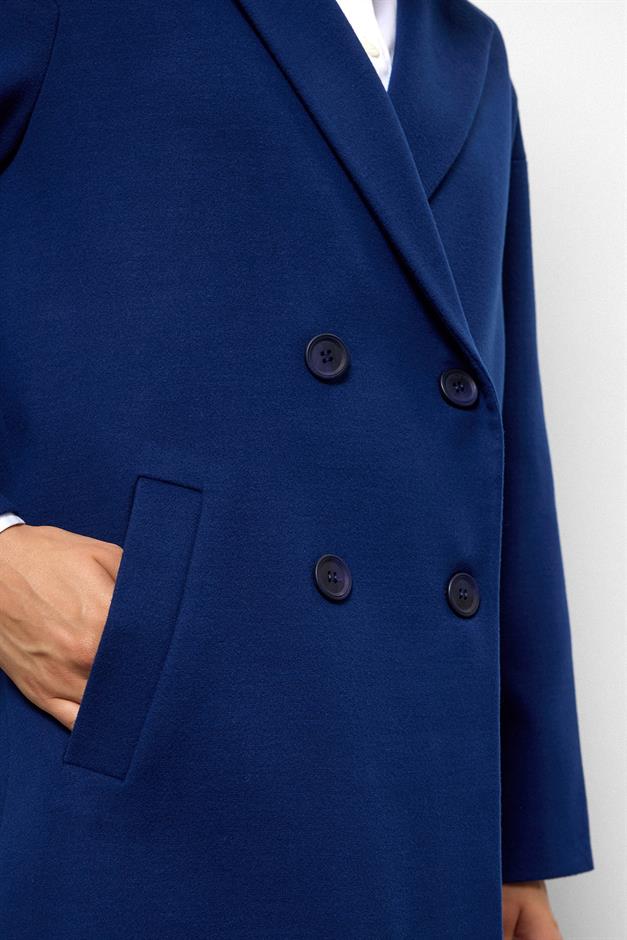 معطف كبير الحجم مبطن بنقشة مزدوجة الصدر ساكس 3095