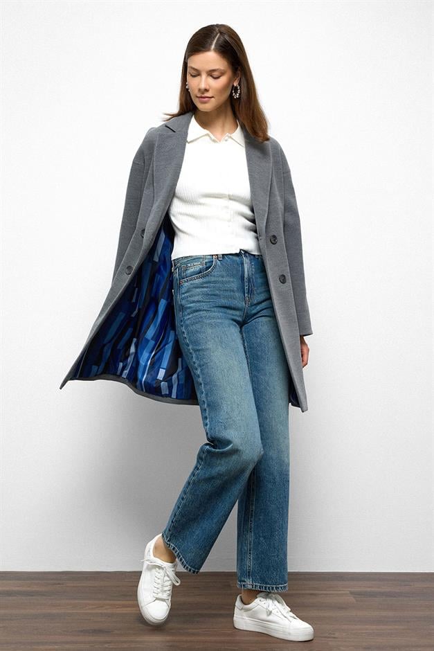 معطف كبير الحجم مبطن بنقشة مزدوجة الصدر رمادي 3095