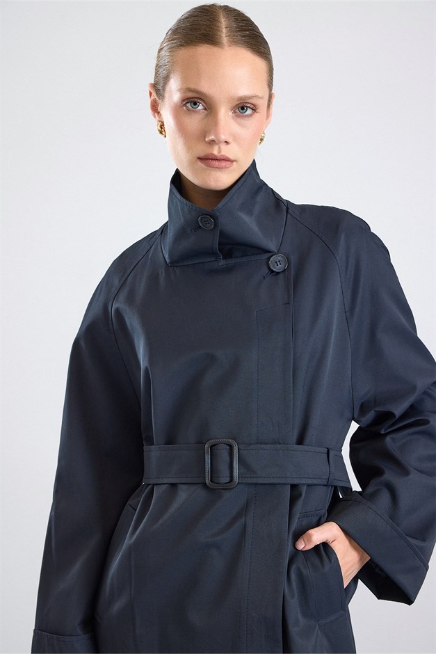 Dik Yaka Oversize Su İtici Özellikli Trençkot LACİVERT 6874