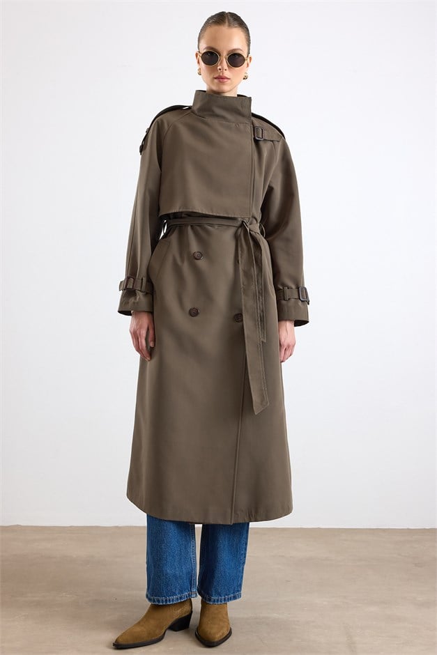 Dik Yaka Pelerin ve Pat Detaylı Oversize Su İtici Özellikli Trençkot HAKİ 6892