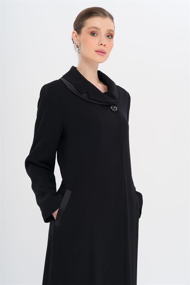 Düğmesi Taşlı Saten Detaylı Astarlı Büyük Beden Pardesü SİYAH 6720