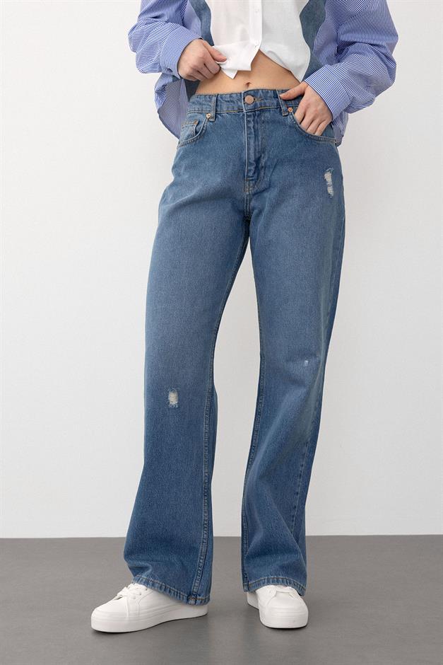 بنطال جينز واسع الساق بقصة مريحة وخصر منخفض أزرق 7570