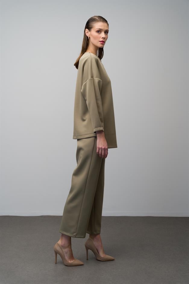 Low-Sleeve Jacket and Trousers Scuba Two-Piece Suit GREEN 9262-TK