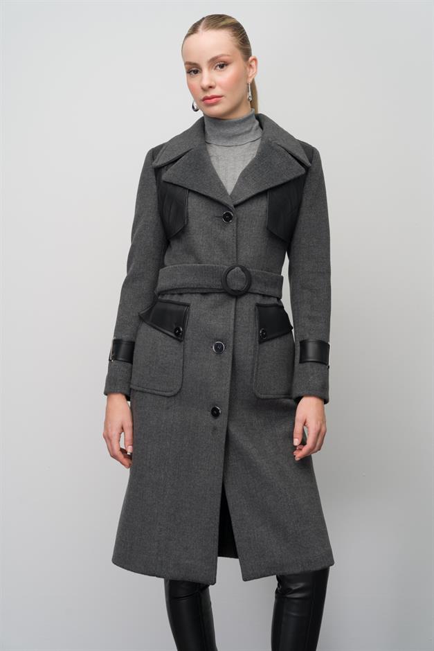 معطف رجالي من الجلد مع تفاصيل العباءة والقلنسوة رمادي غامق 3083